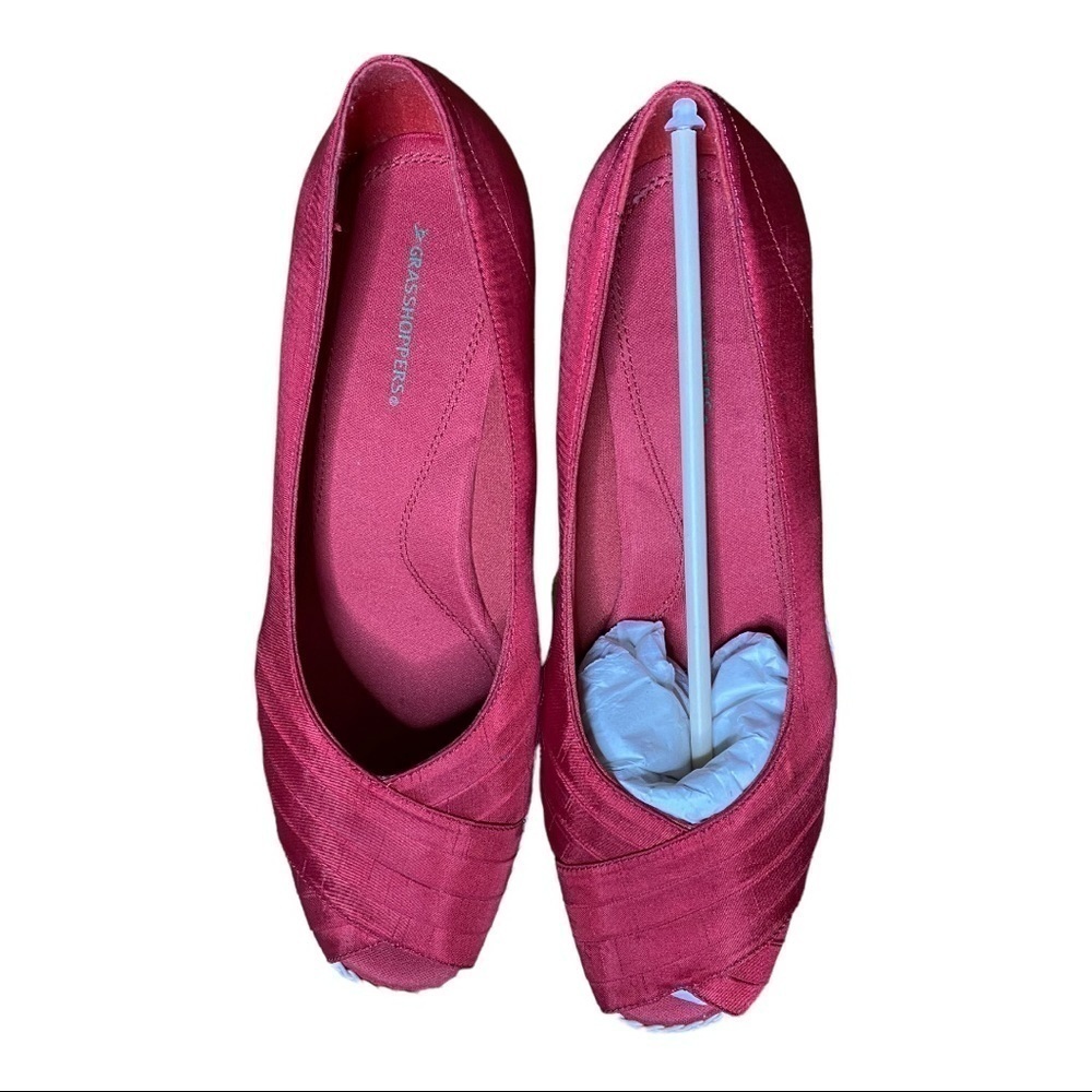 Grasshopper Espadrilles Wedges Peeptoe Red Sateen New without Box/Tag 9.5 W